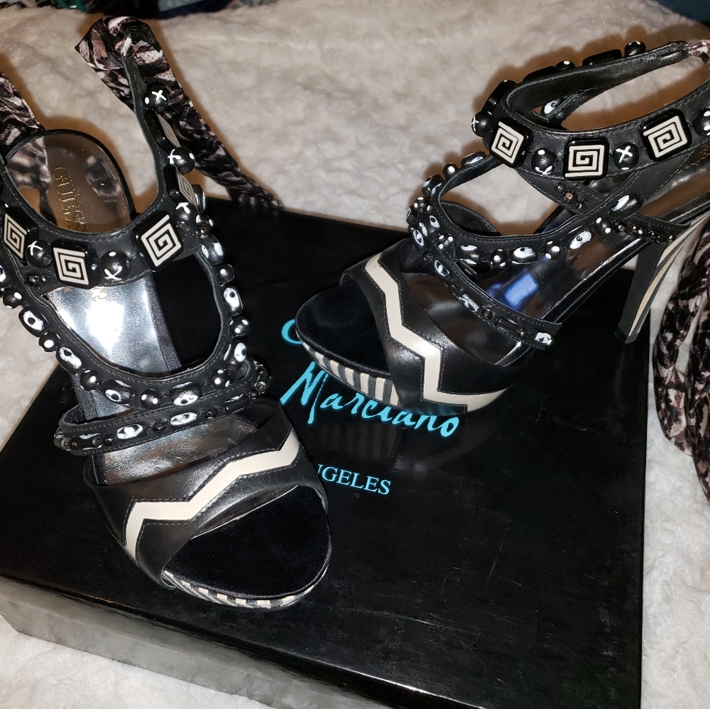 Guess Marciano platform heel
